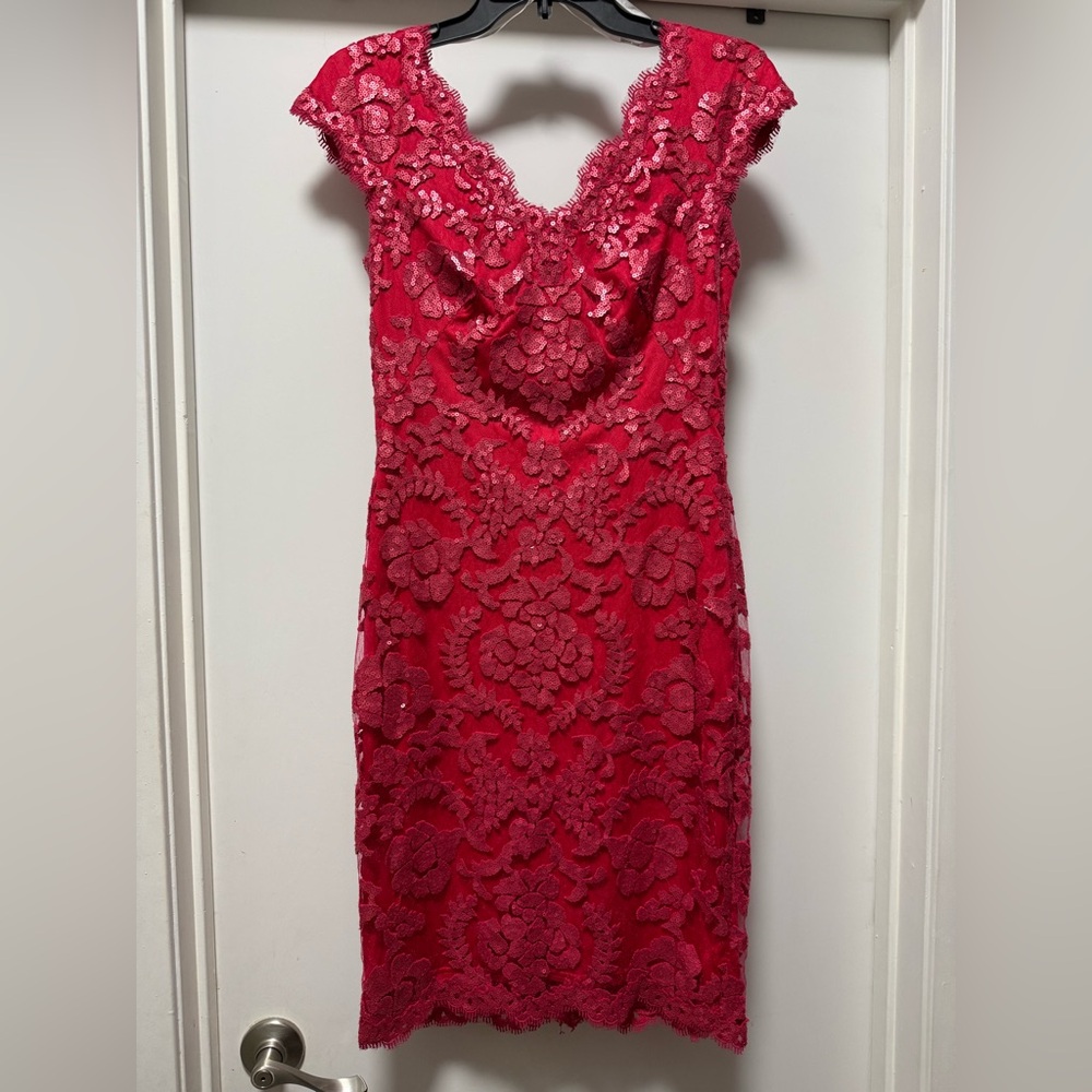 Tadashi Shoji Elegant Red Lace Dress - size 4